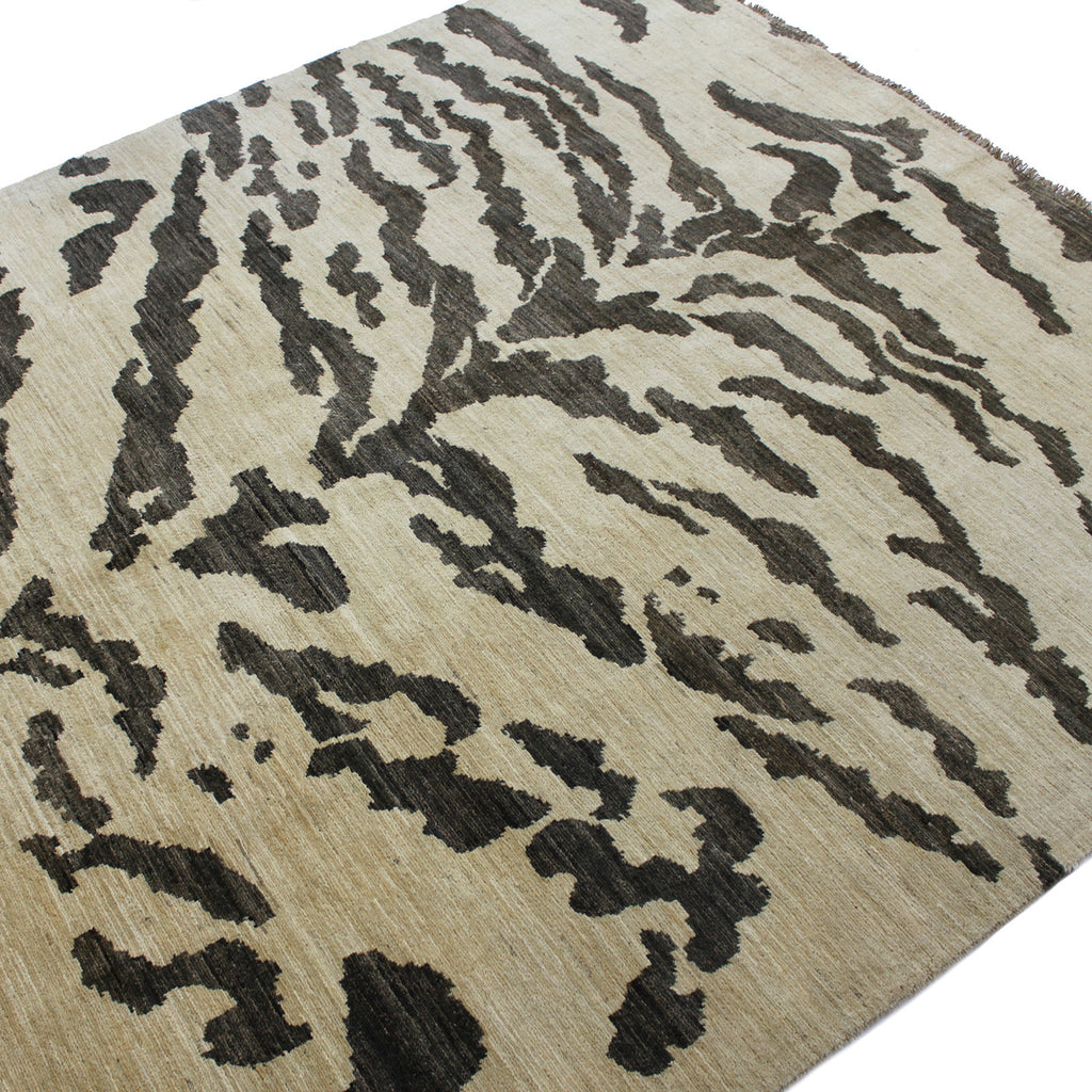 Leon Le Tigre by The Handmade Rug Company