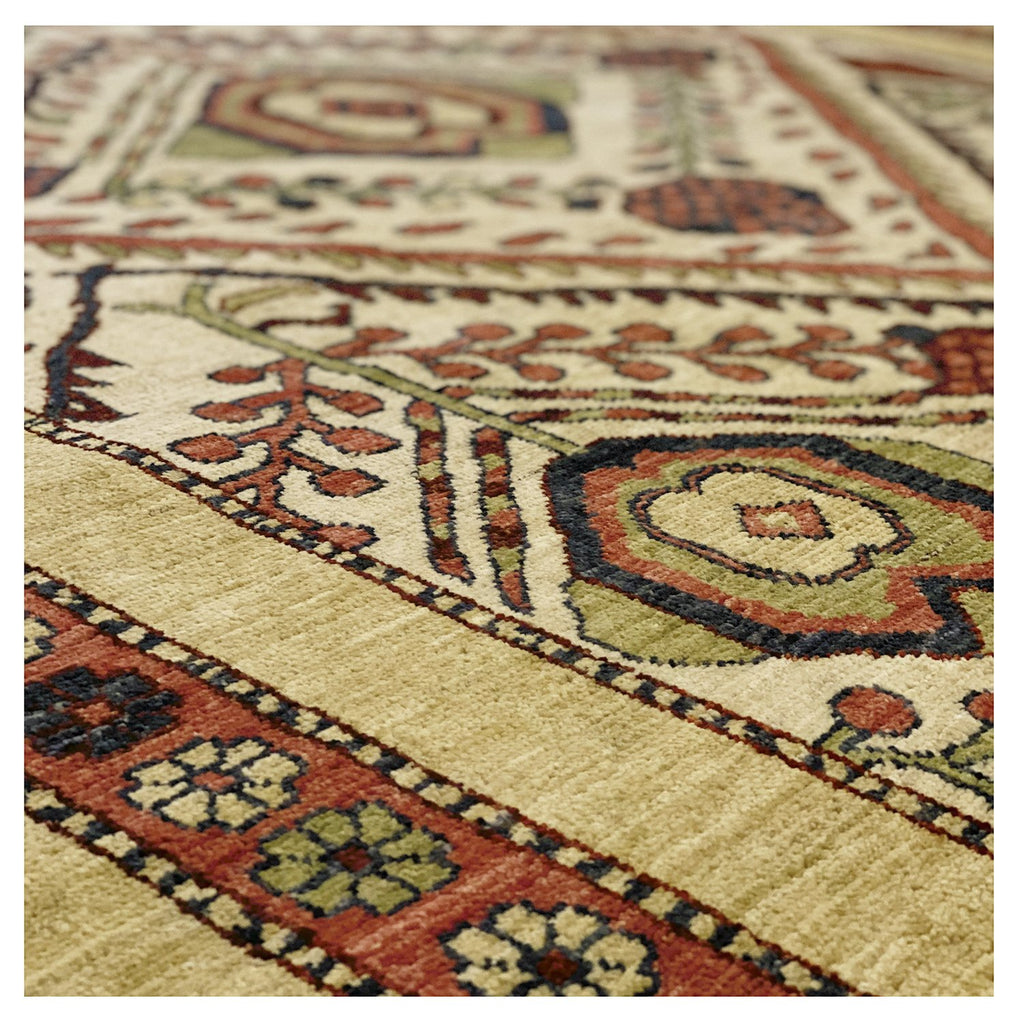 APPLE PIP  - 217cm x 153cm (7'1 x 5') - Serab Rug - Tribal and Traditional Rugs - HANDMADE RUG COMPANY