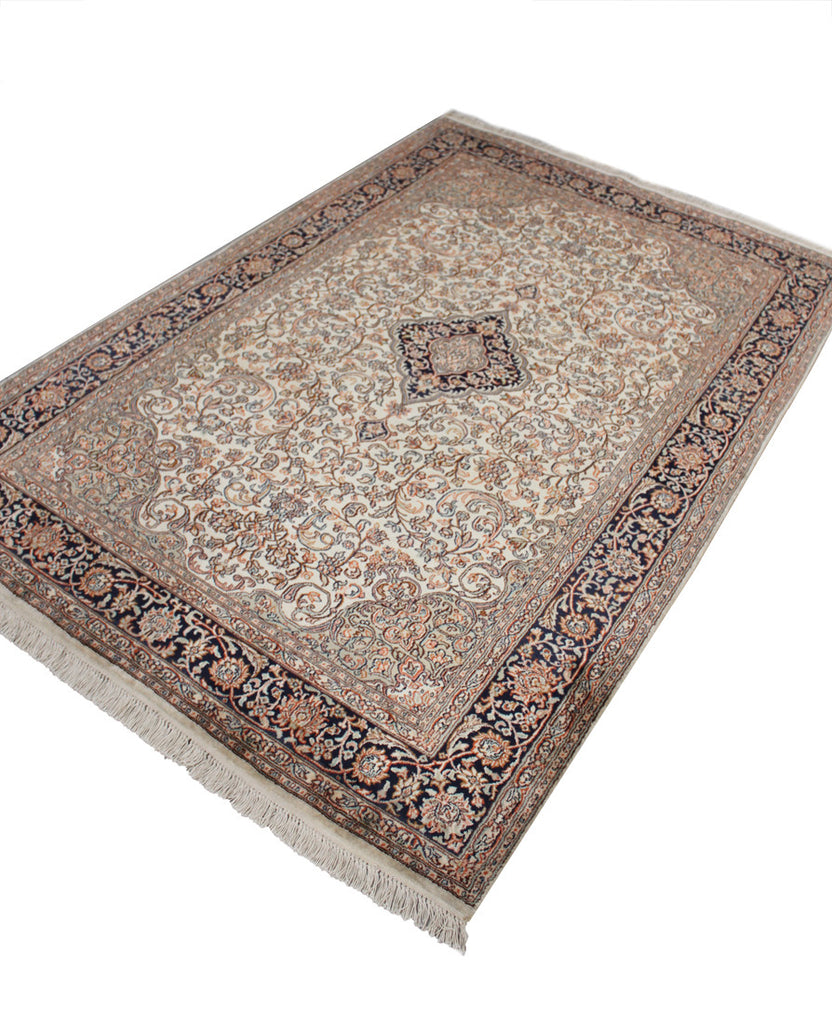 Fine Silk Kashmir - 196cm x 129cm (6-5ft x 4-3ft)